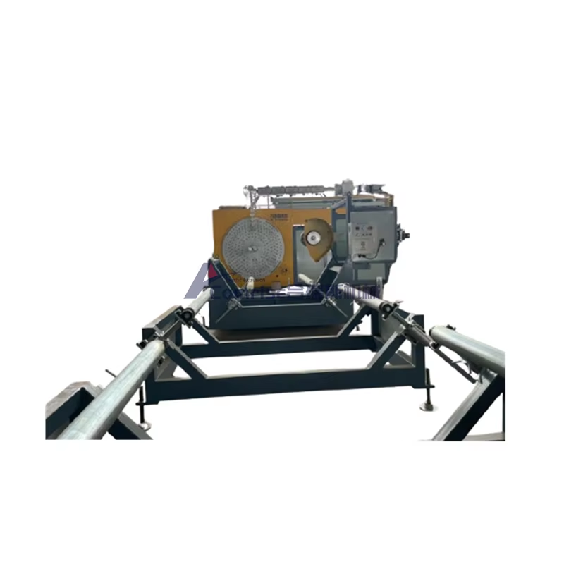 Cava murum curva pipe apparatus